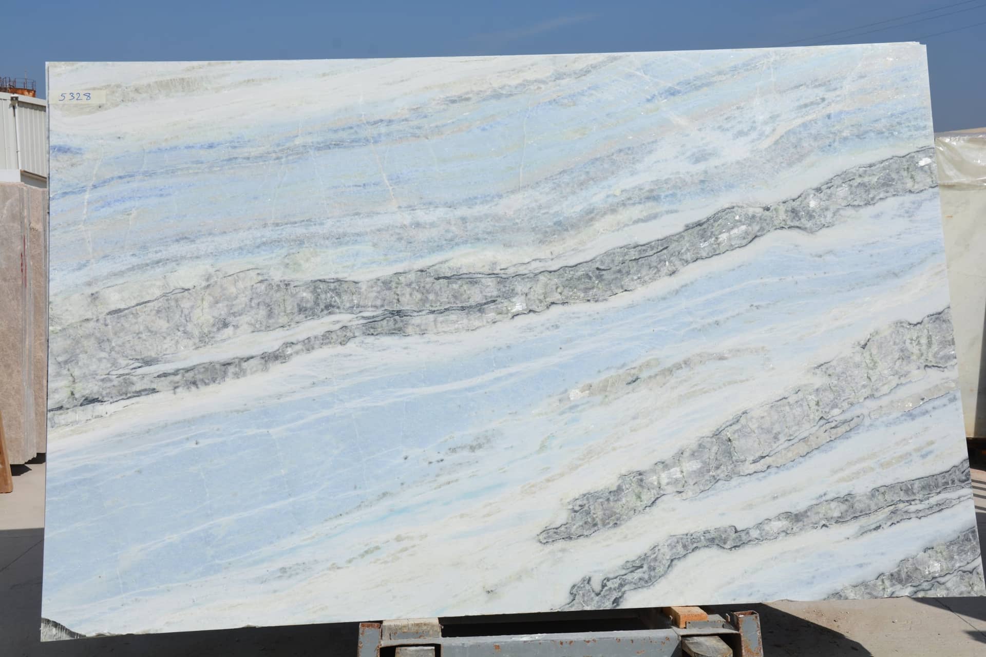 Panda Azul polished marble slab