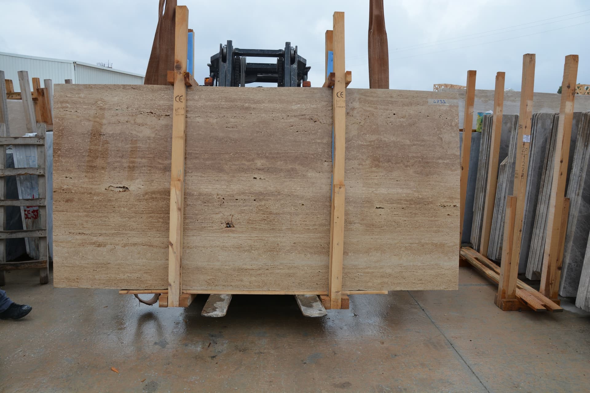 Noche Travertine Vein Cut - Photo 1