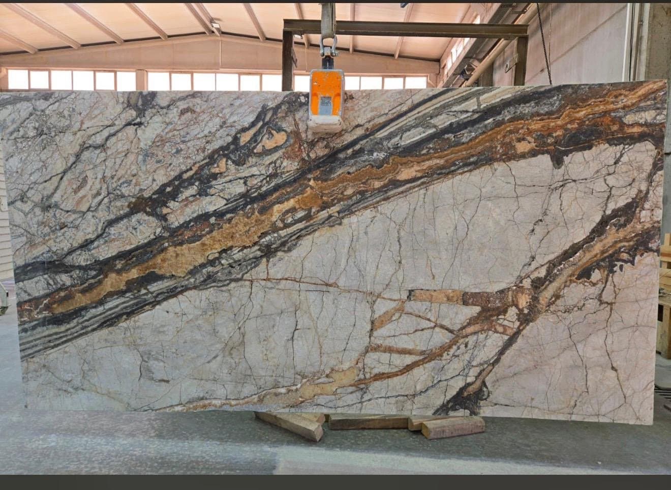 Prime River polished marble slab