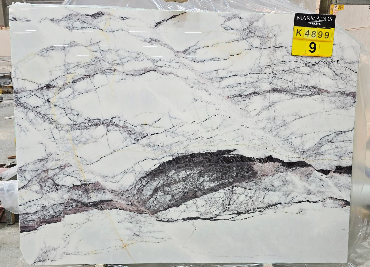 Leylak Polished marble slab