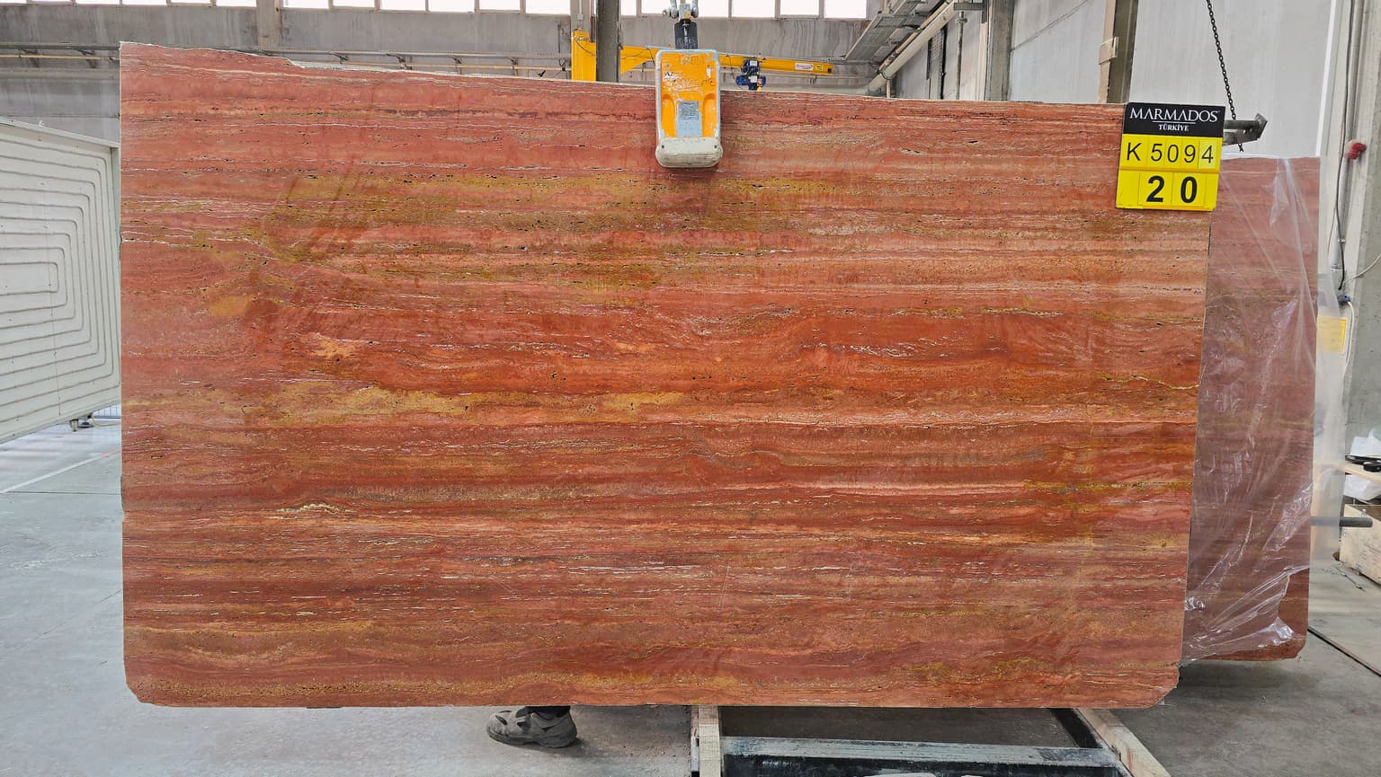 Kırmızı Traverten Honed marble slab