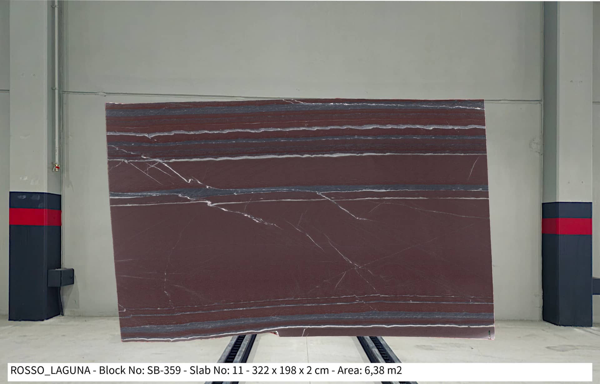 ROSSO LAGUNA Polished marble slab in Bordeaux