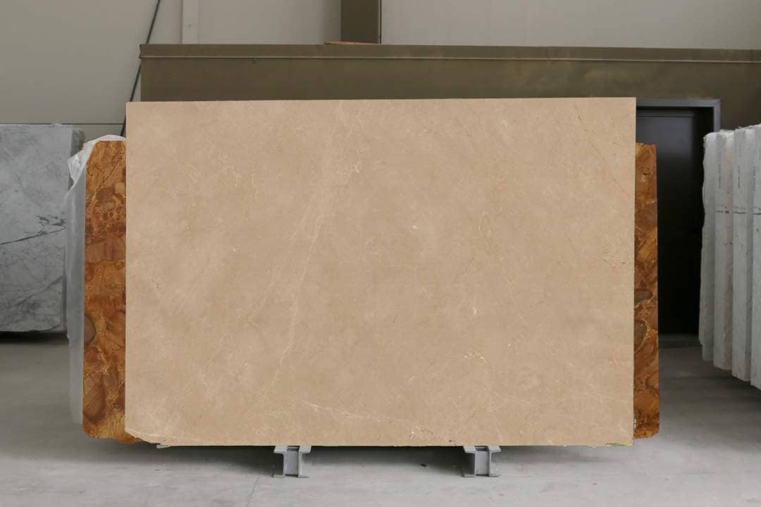 SHANDIAN BEIGE Polished marble slab in Beige