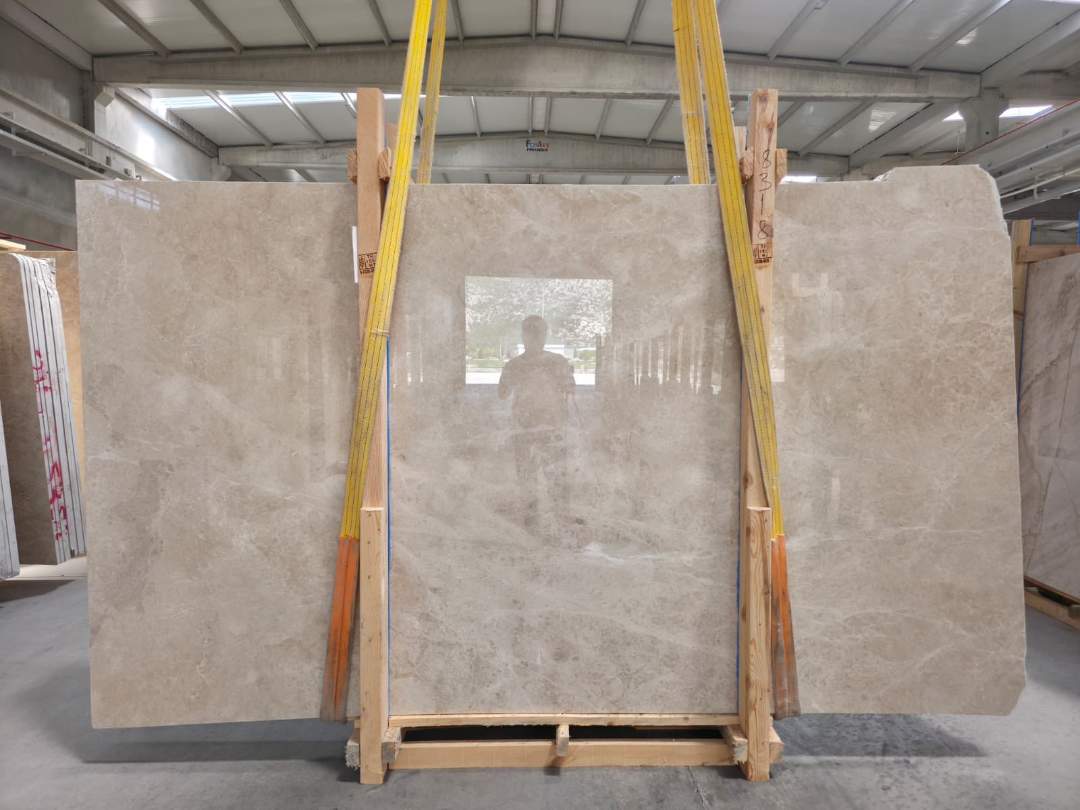 Glamor Bej polished polished marble slab